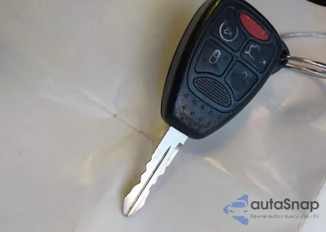 2008 Jeep Liberty Limited Edition from USA, damaged, VIN 1J8GN58K68W243655